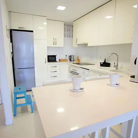 Διαμέρισμα Beachfront With Sea Views & Pool - El El Puig (Valencia)