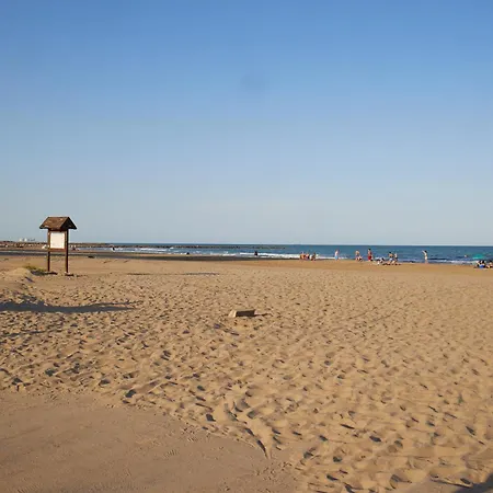 Beachfront With Sea Views & Pool - El